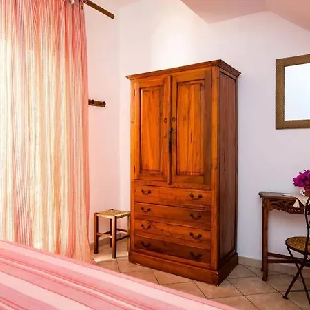 Grecale Villa Macari
