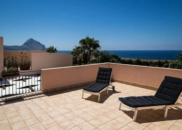 Grecale Villa *